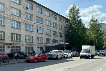 Помещение своб.назн., 397 м², 3/5 эт.