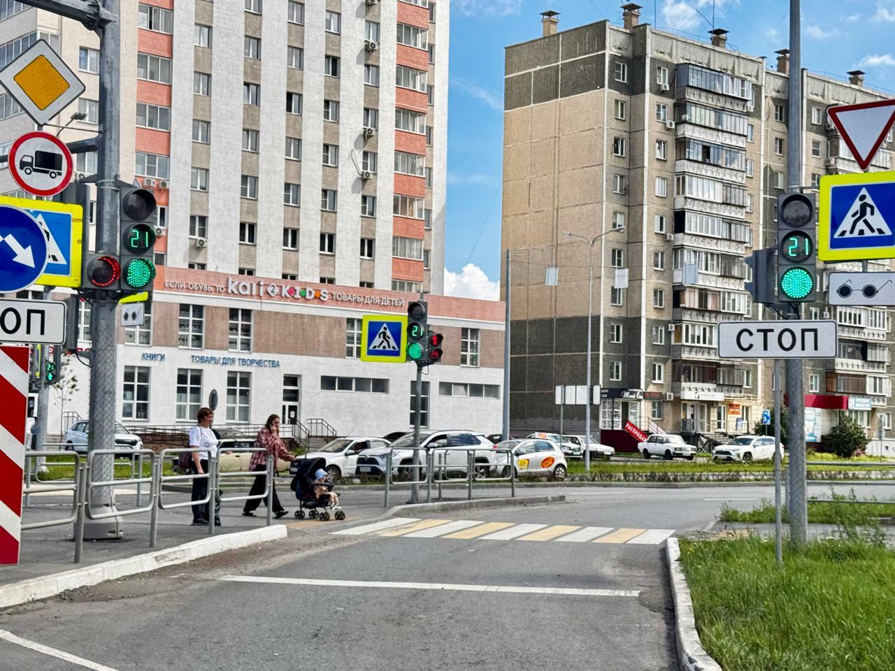 Сдается коммерческая недвижимость торгового назначения, 272 м2 за 145 тыс. руб.