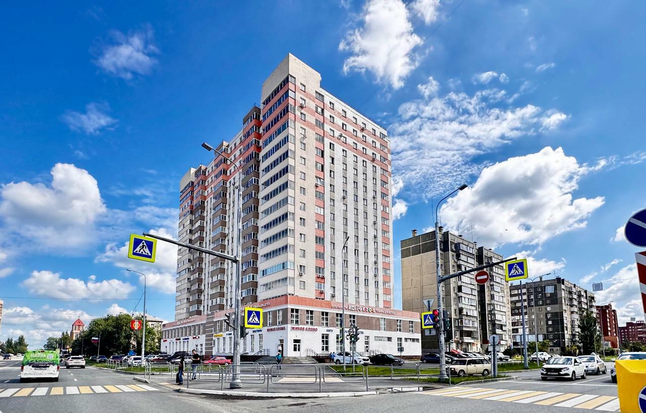 Сдается коммерческая недвижимость торгового назначения, 272 м2 за 145 тыс. руб.