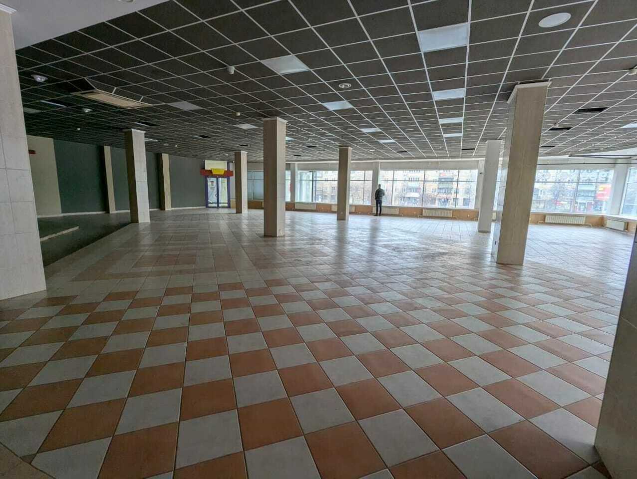 Продается коммерческая недвижимость торгового назначения, 2500 м2 за 280 млн. руб.