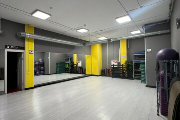 Помещение своб.назн., 326 м²