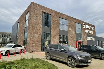 Помещение своб.назн., 80 м², 1/2 эт.