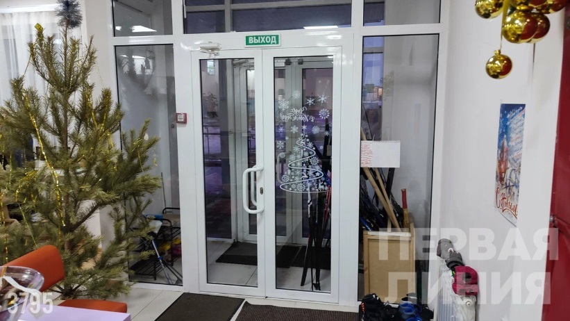 Сдается коммерческая недвижимость торгового назначения, 160 м2 за 170 тыс. руб.
