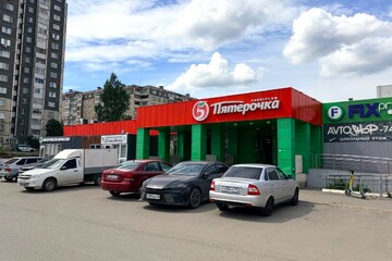 Отдельно стоящее здание, 545 м²