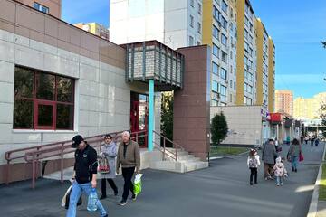 Помещение своб.назн., 168 м², 1/10 эт.