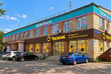 Отдельно стоящее здание, 1300 м²